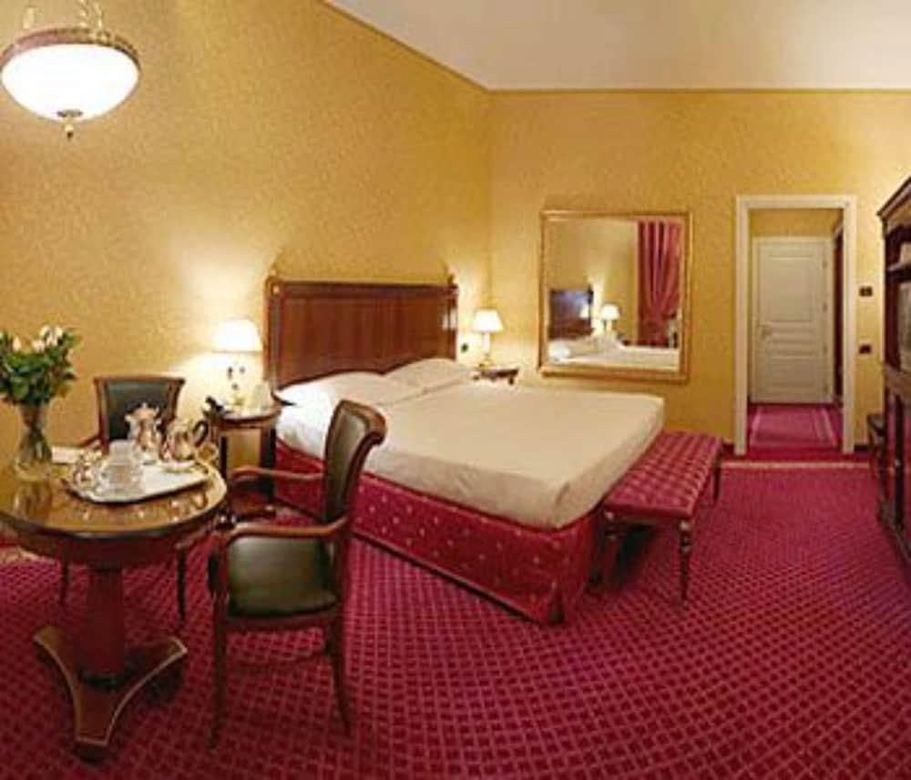 Hotel Maxim Peschiera Borromeo Esterno foto